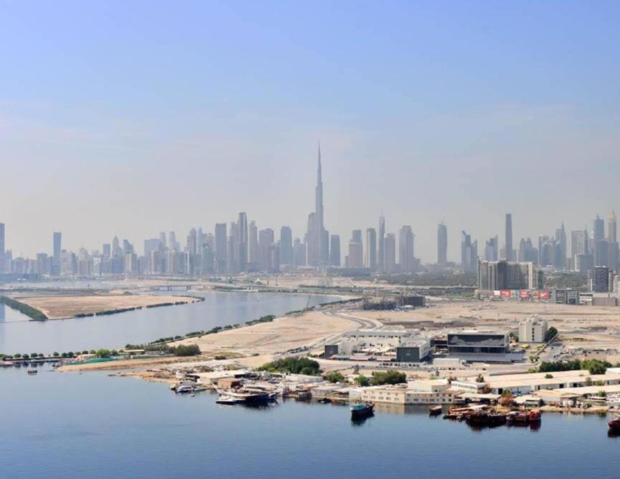 Burj Khalifa And Sea View, Bar, & Restaurant * Dubai