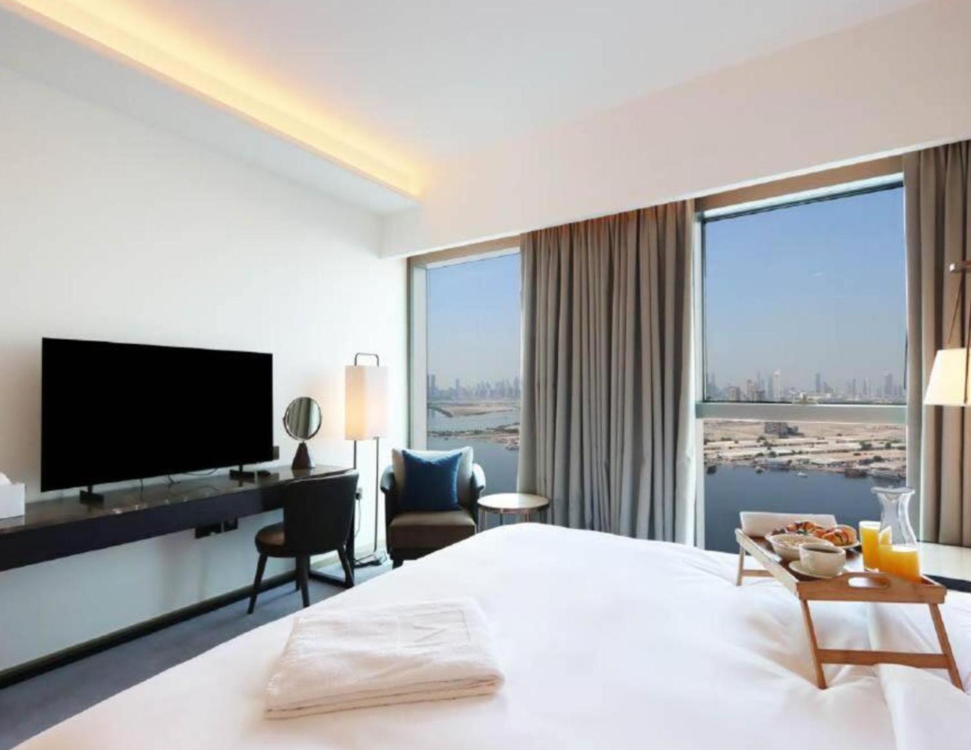 Burj Khalifa And Sea View, Bar, & Restaurant * Dubai