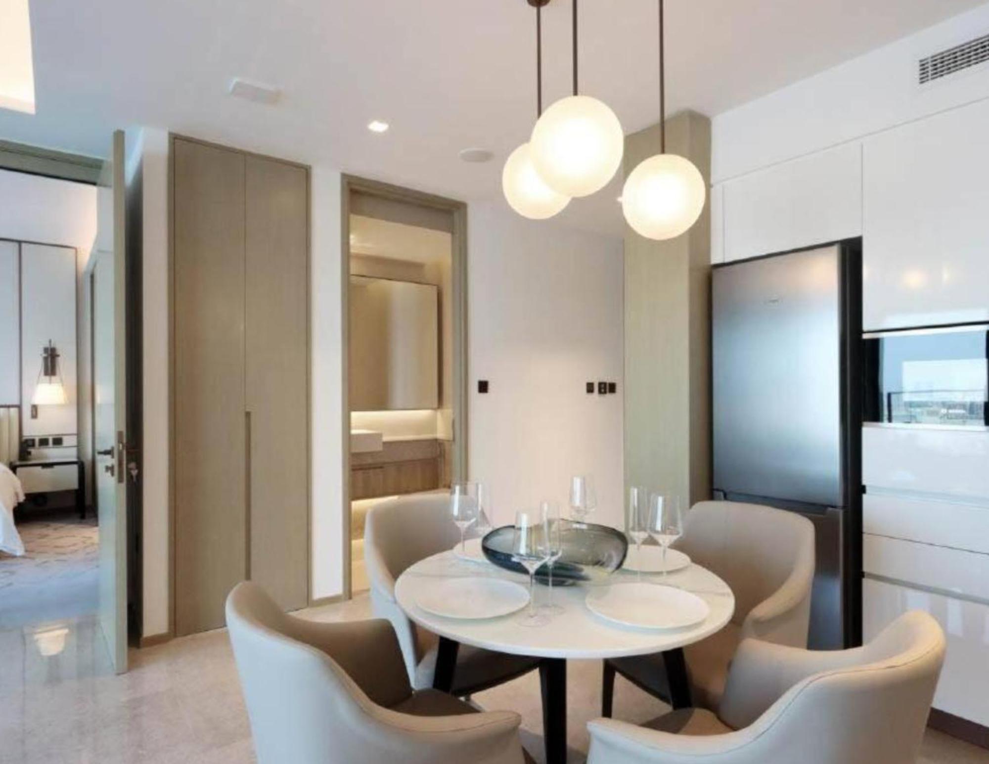 Apartment Burj Khalifa And Sea View, Bar, & Restaurant